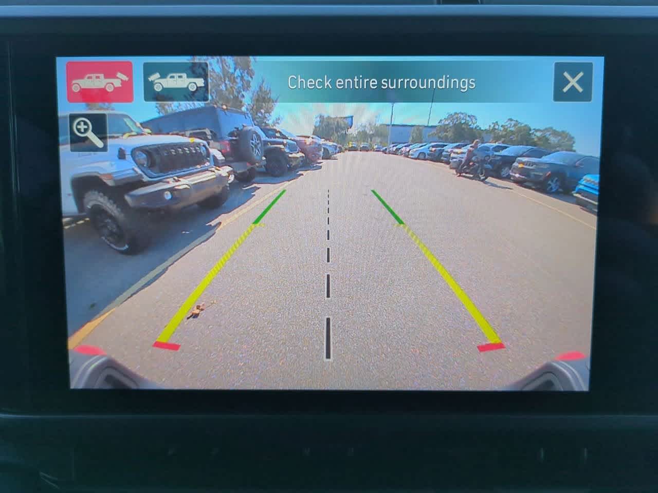 Thumbnail: 2025 Jeep Gladiator - 30