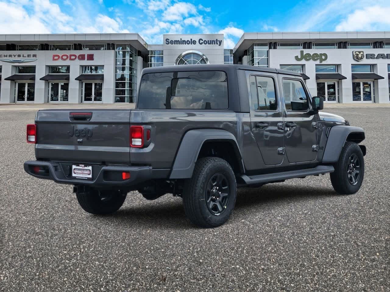 Thumbnail: 2025 Jeep Gladiator - 8
