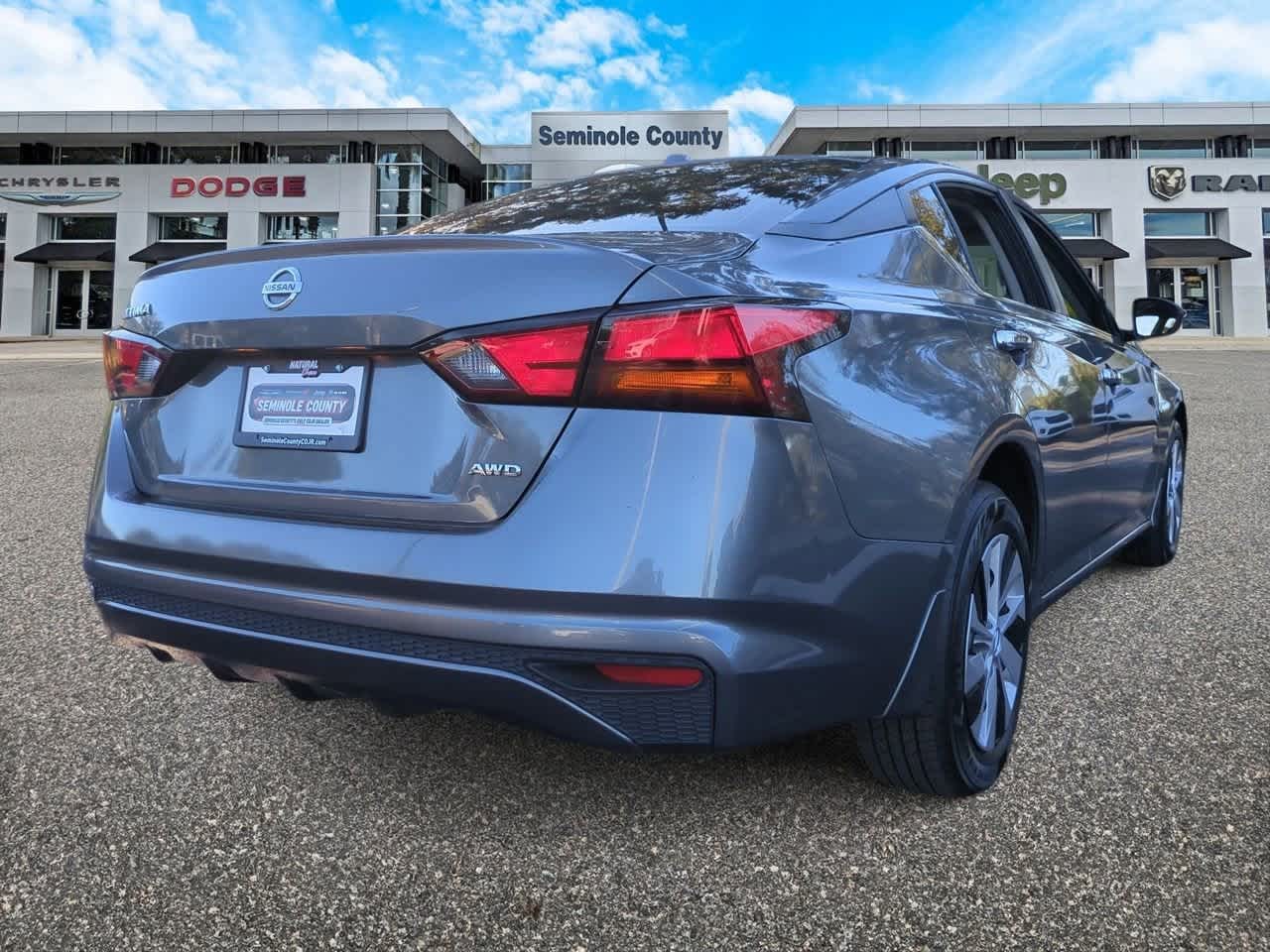 Thumbnail: 2019 Nissan Altima - 8