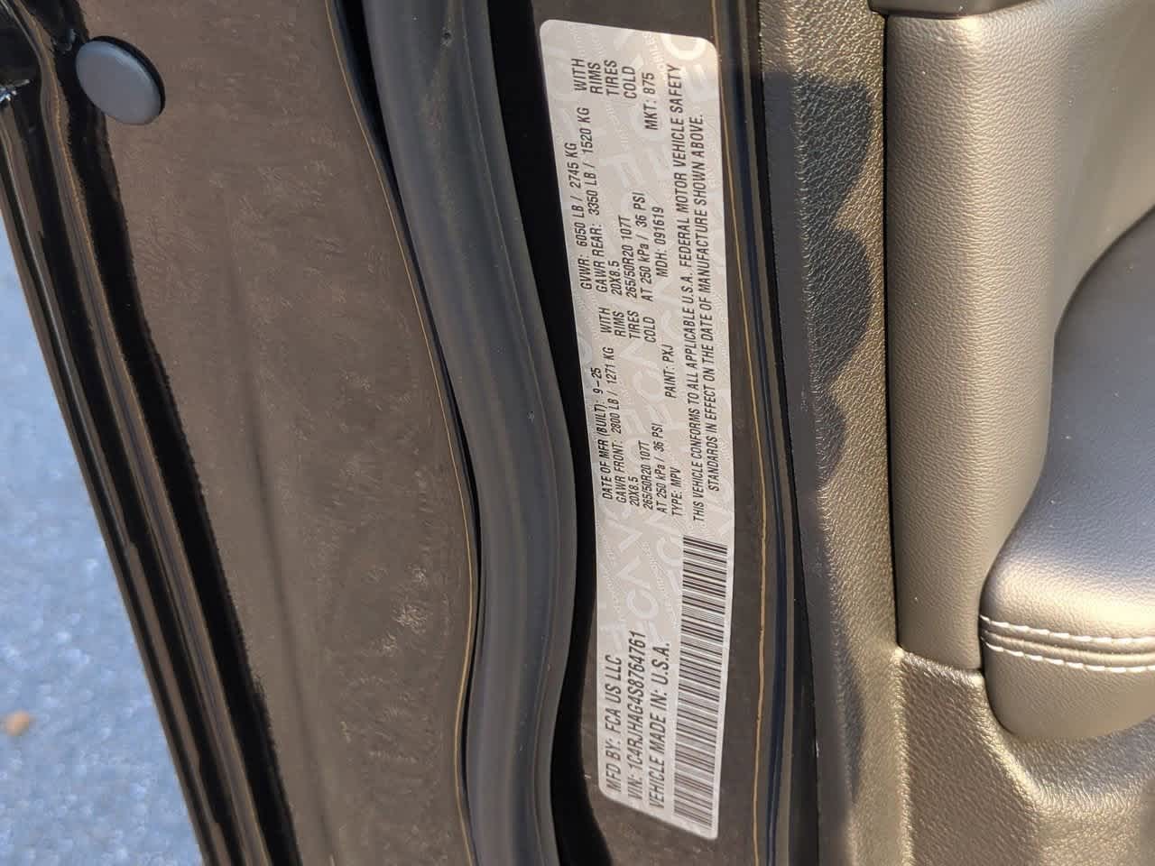 Thumbnail: 2025 Jeep Grand Cherokee - 37