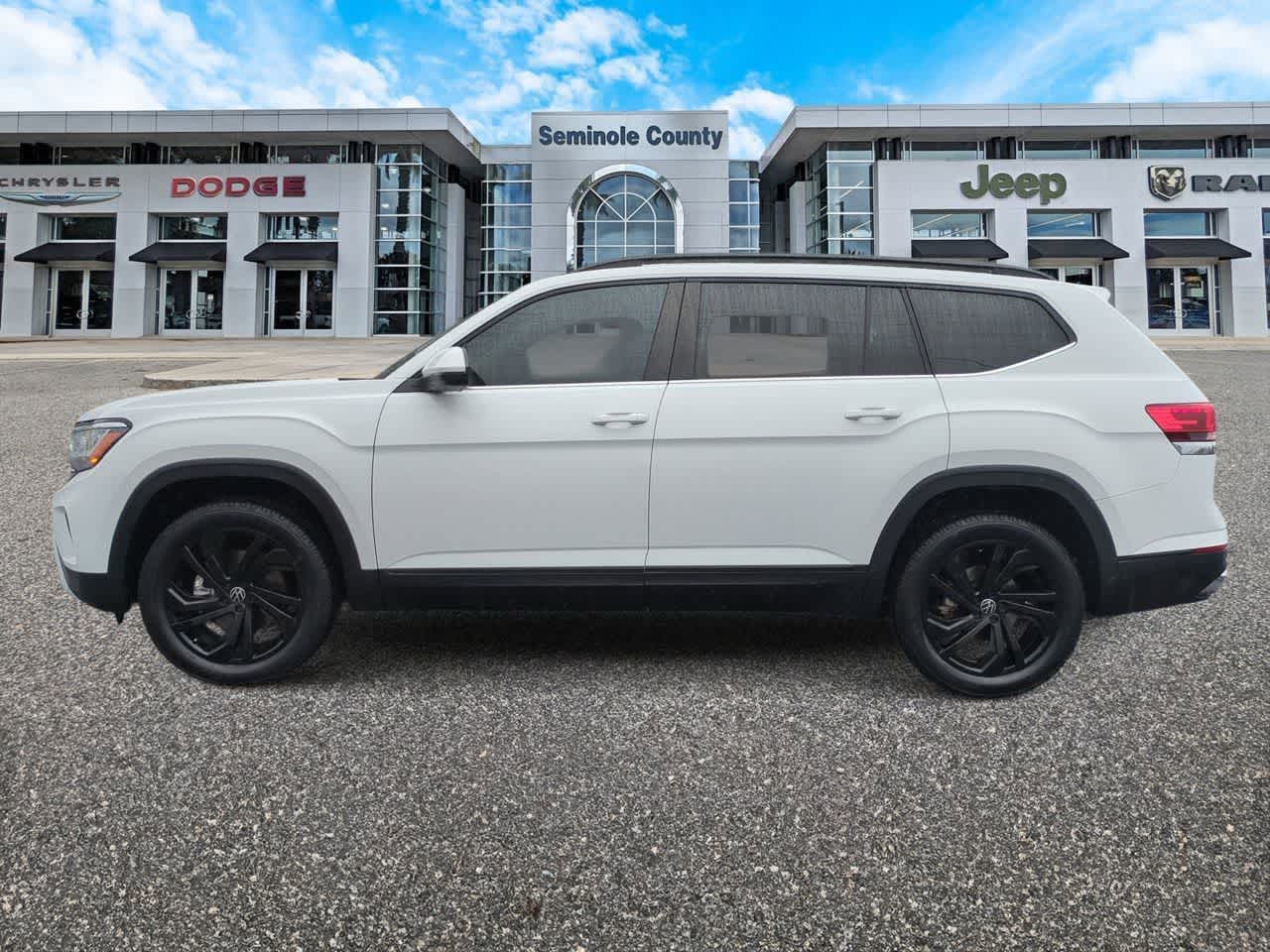 Thumbnail: 2023 Volkswagen Atlas - 5