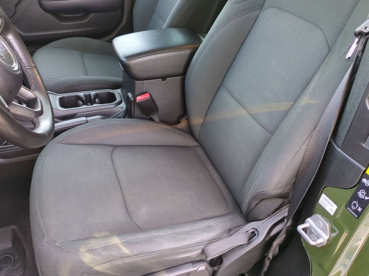 Thumbnail: 2022 Jeep Wrangler - 17