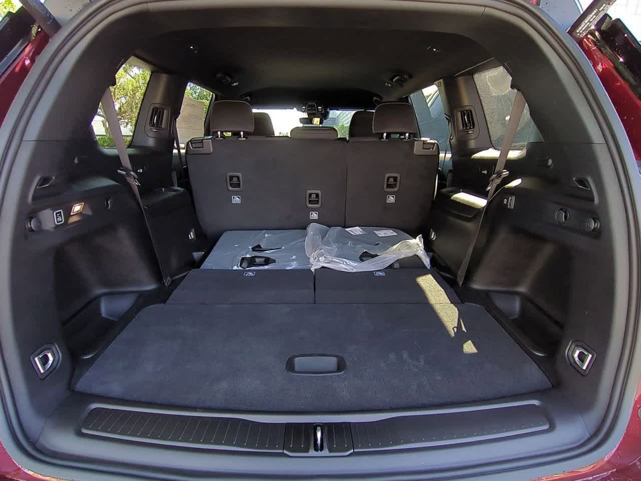 Thumbnail: 2025 Jeep Grand Cherokee L - 34