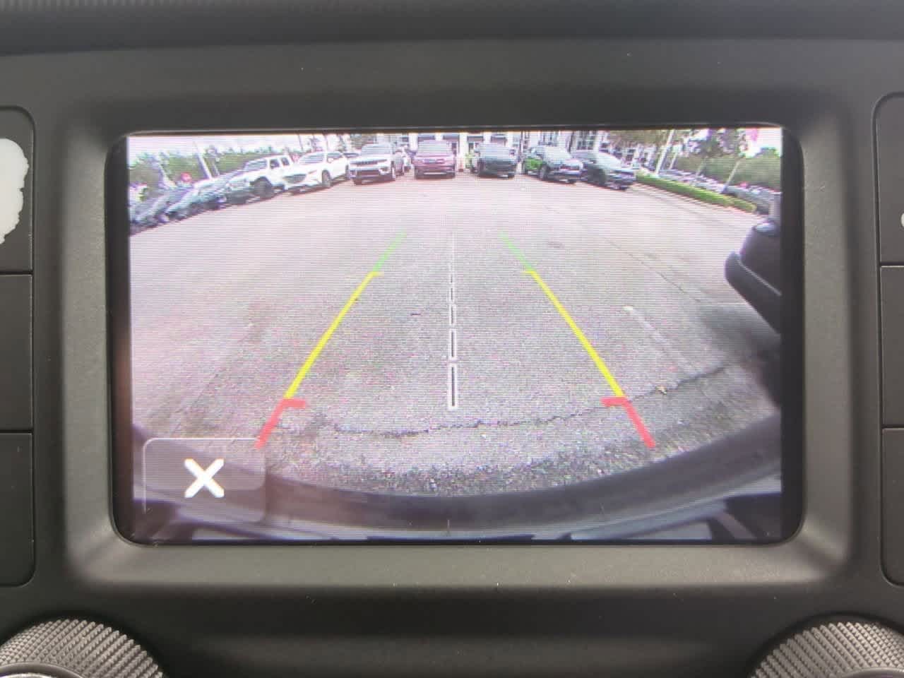 Thumbnail: 2018 Jeep Wrangler - 29