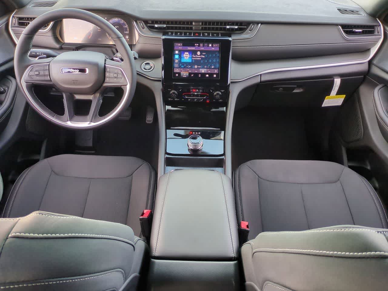 Thumbnail: 2025 Jeep Grand Cherokee - 16