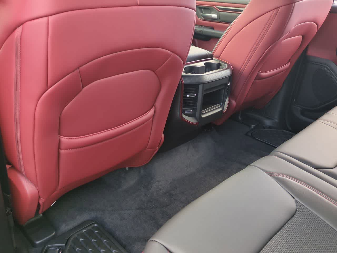 Thumbnail: 2026 RAM 1500 - 18