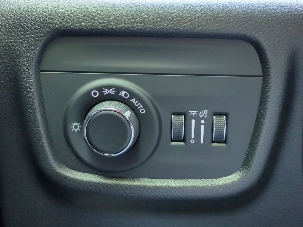 Thumbnail: 2025 Jeep Grand Cherokee L - 18