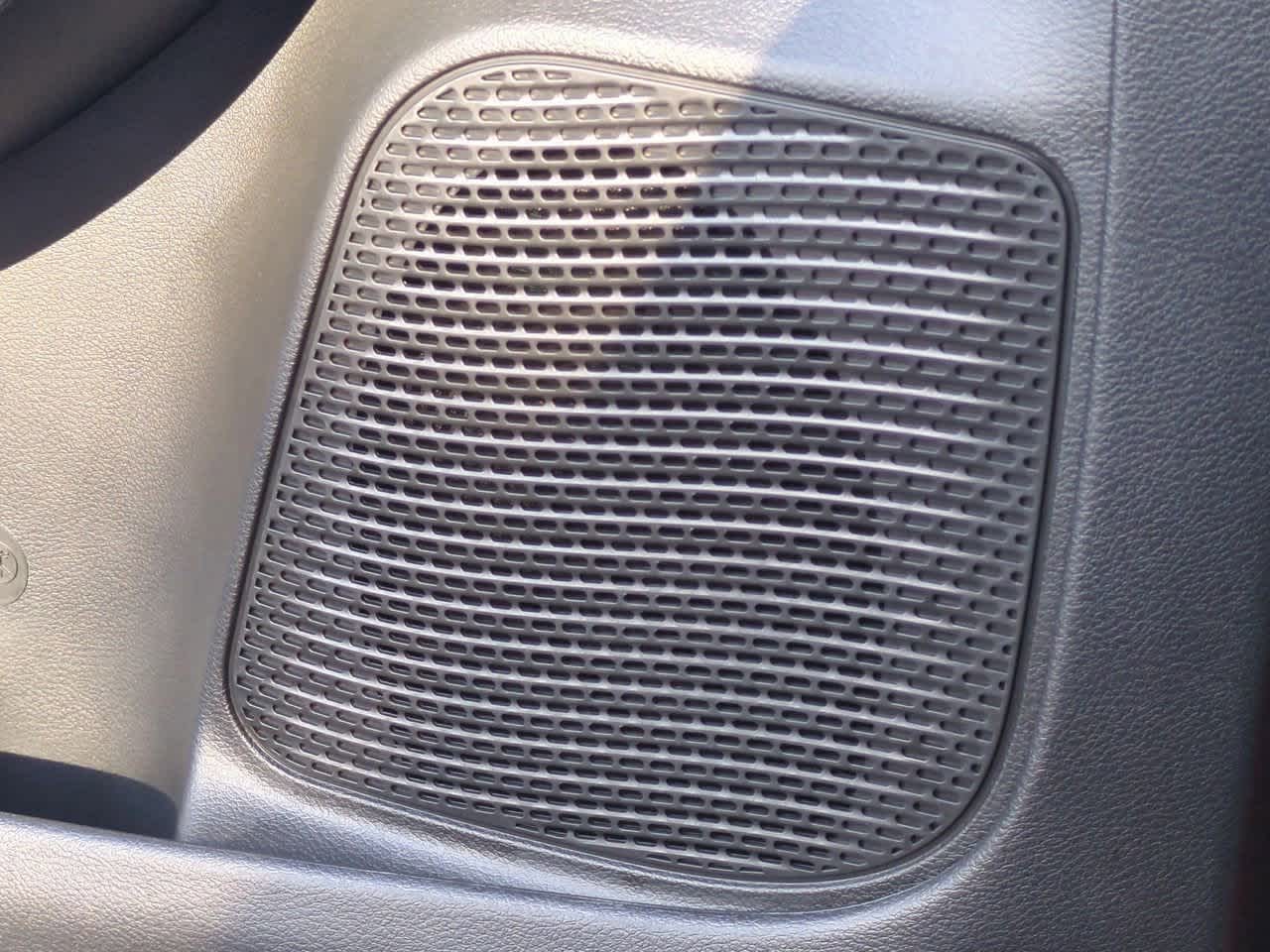 Thumbnail: 2026 Chrysler Pacifica - 31