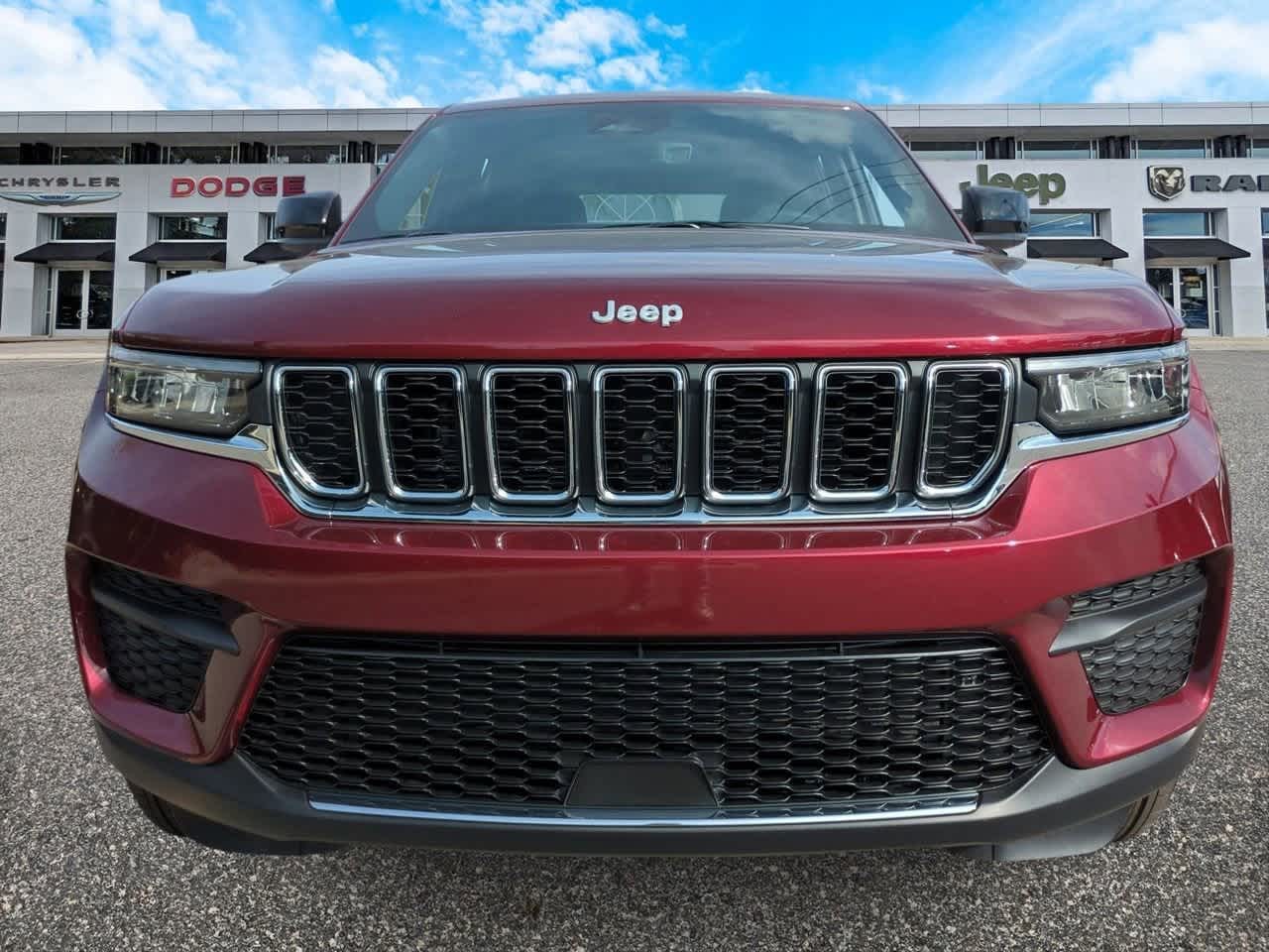 Thumbnail: 2025 Jeep Grand Cherokee - 3