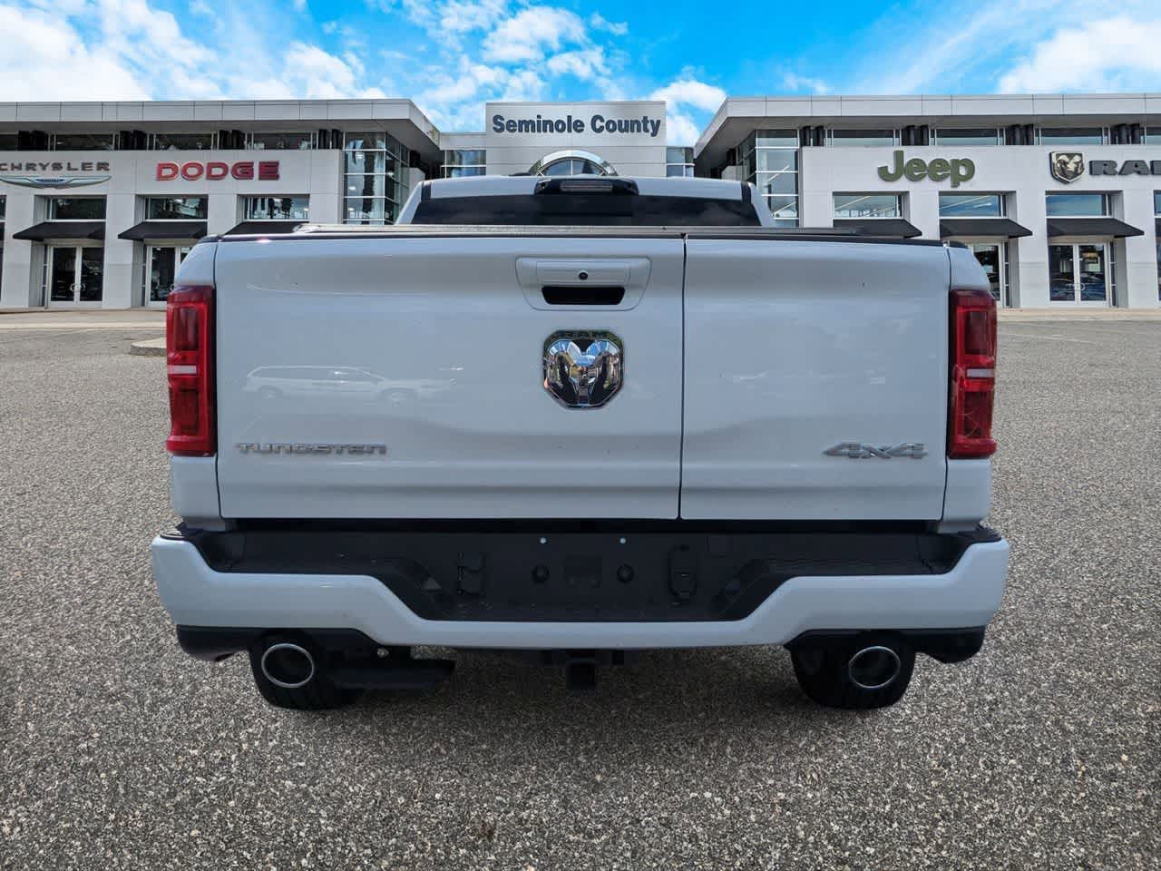 Thumbnail: 2026 RAM 1500 - 7
