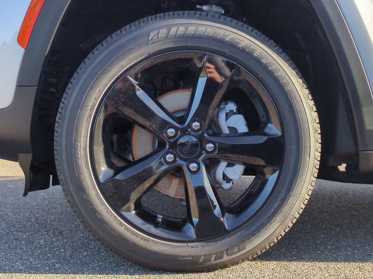 Thumbnail: 2025 Jeep Grand Cherokee - 14