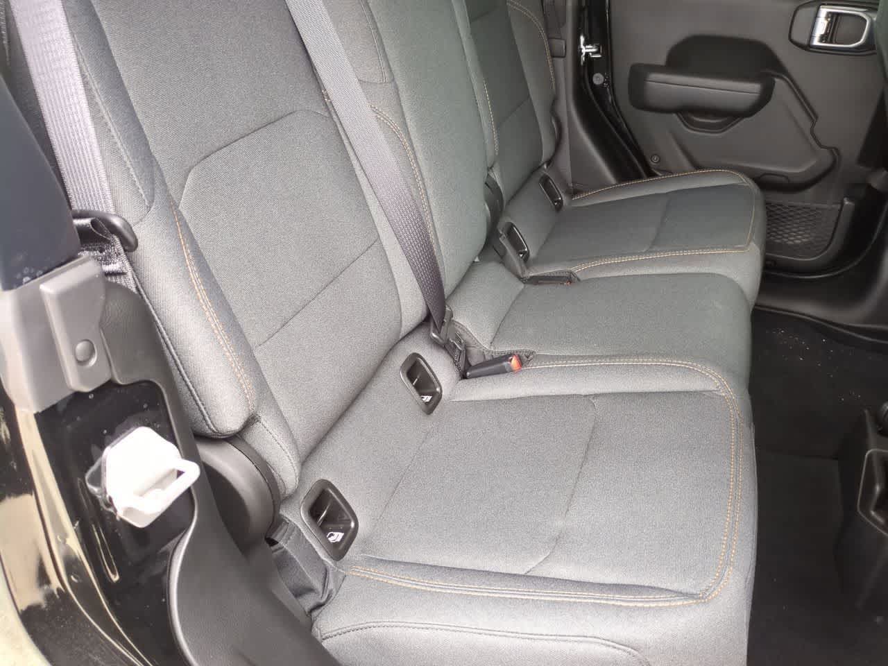 Thumbnail: 2026 Jeep Gladiator - 21