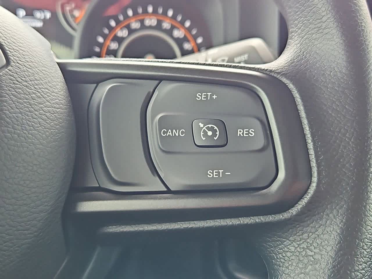 Thumbnail: 2025 Jeep Gladiator - 25