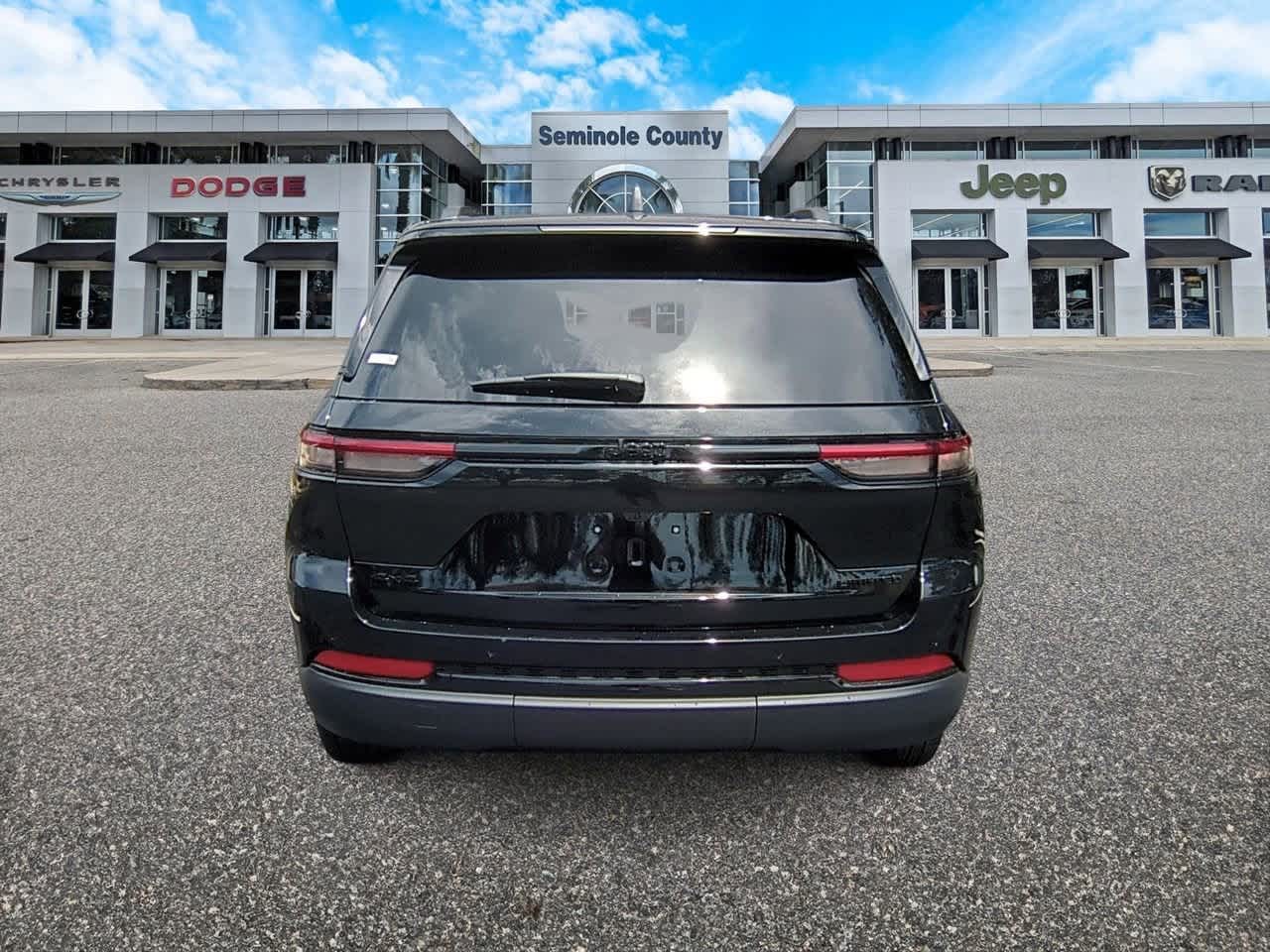 Thumbnail: 2025 Jeep Grand Cherokee - 7