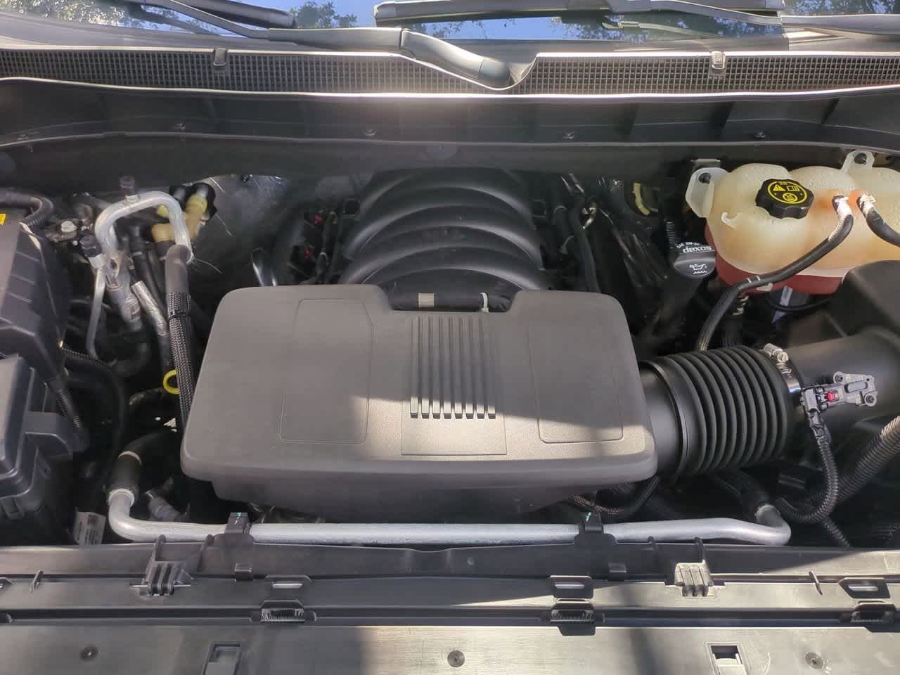 Thumbnail: 2022 Chevrolet Tahoe - 15