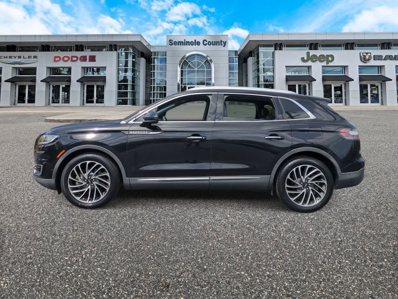 Thumbnail: 2020 Lincoln Nautilus - 5