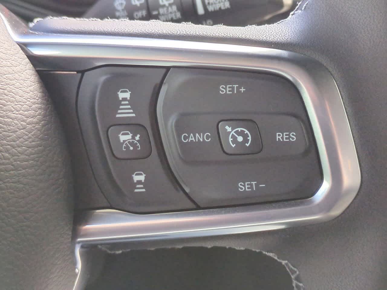 Thumbnail: 2025 Jeep Wrangler - 25