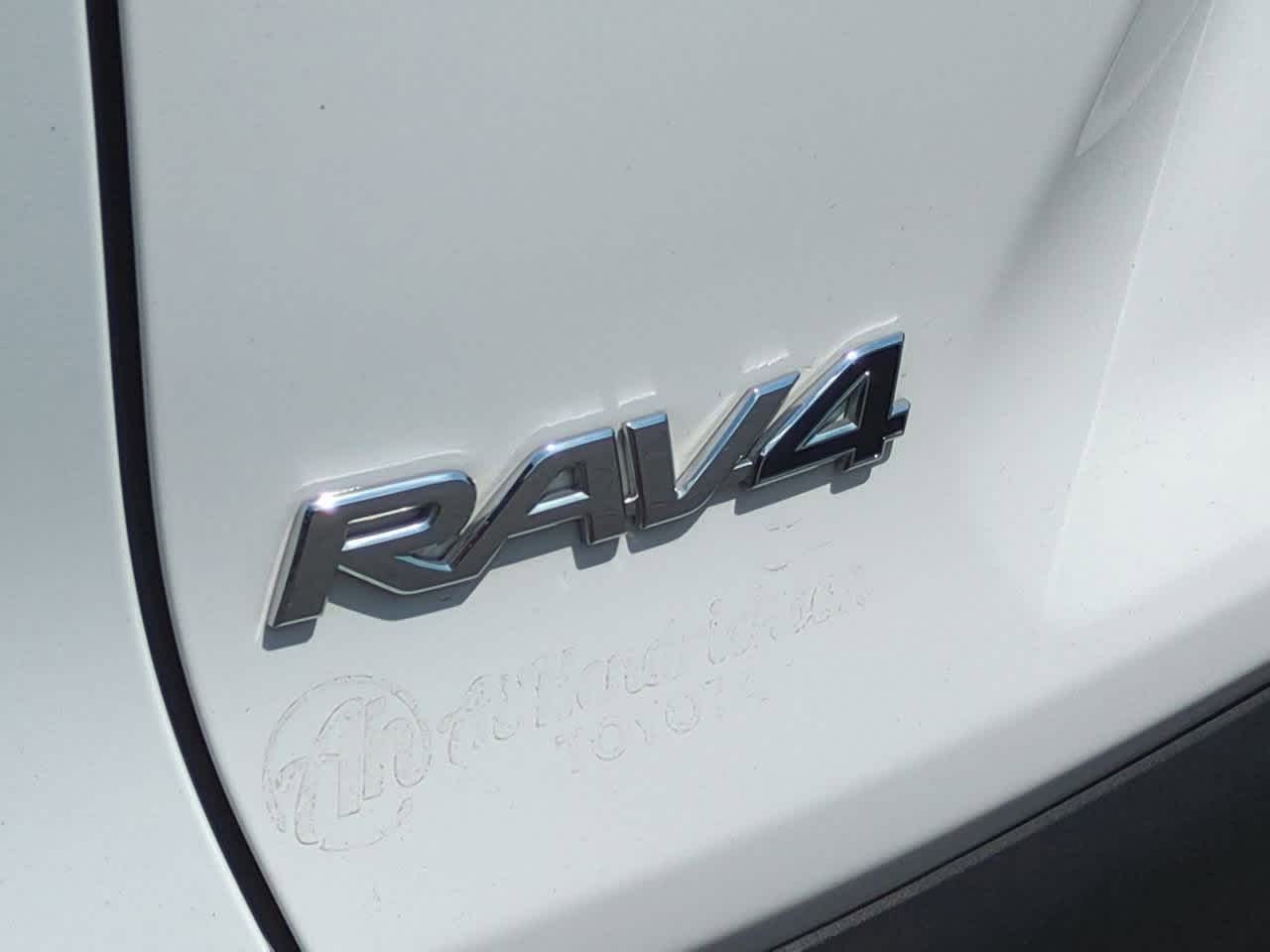 Thumbnail: 2024 Toyota RAV4 - 13