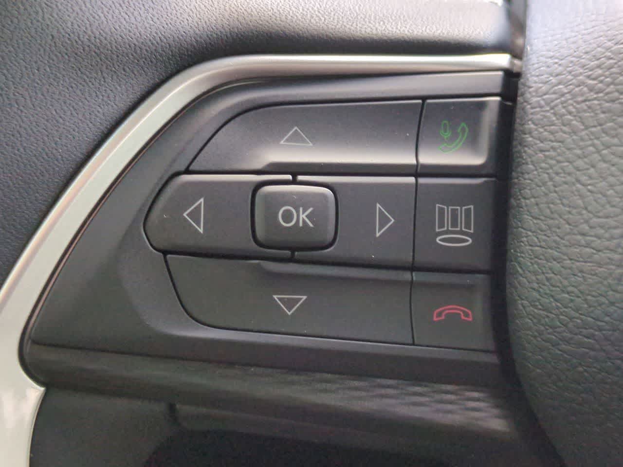 Thumbnail: 2026 Jeep Grand Cherokee - 25