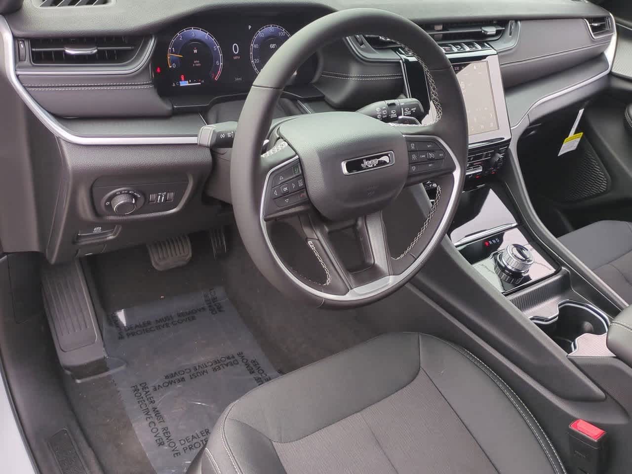 Thumbnail: 2025 Jeep Grand Cherokee - 10