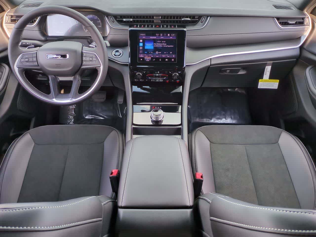 Thumbnail: 2025 Jeep Grand Cherokee - 16