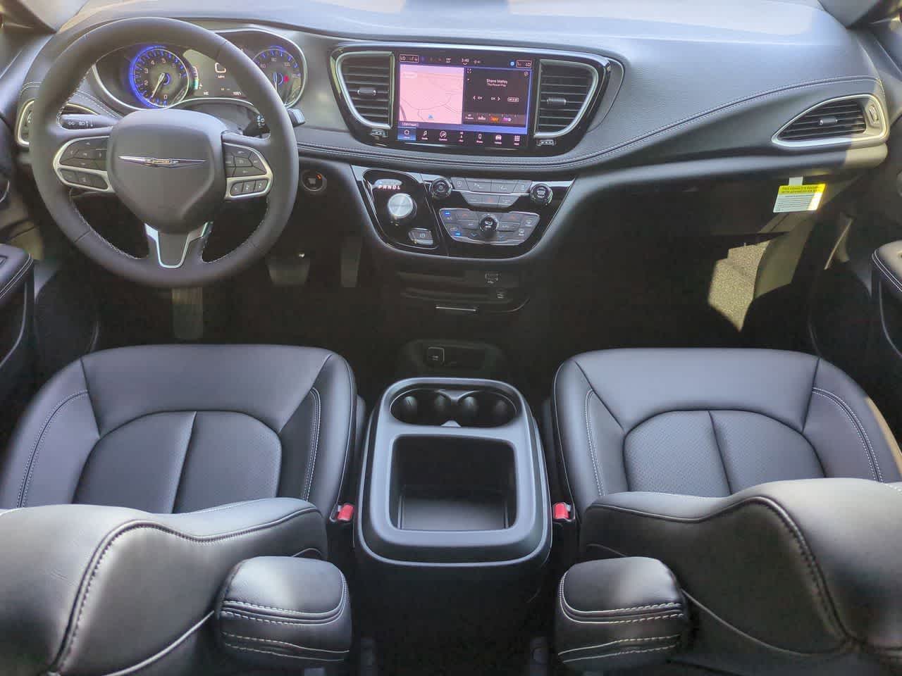 Thumbnail: 2026 Chrysler Pacifica - 16