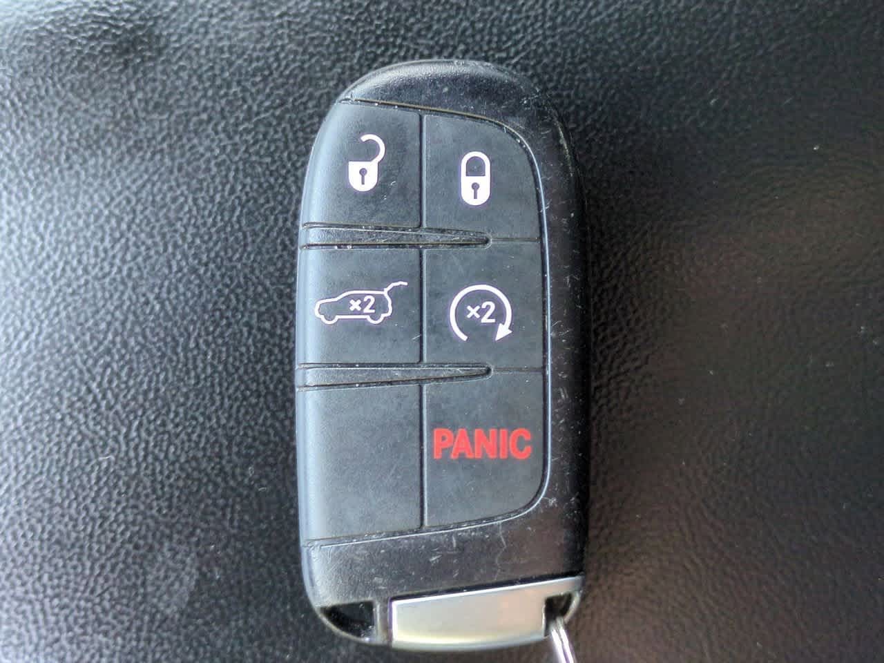 Thumbnail: 2020 Jeep Grand Cherokee - 38