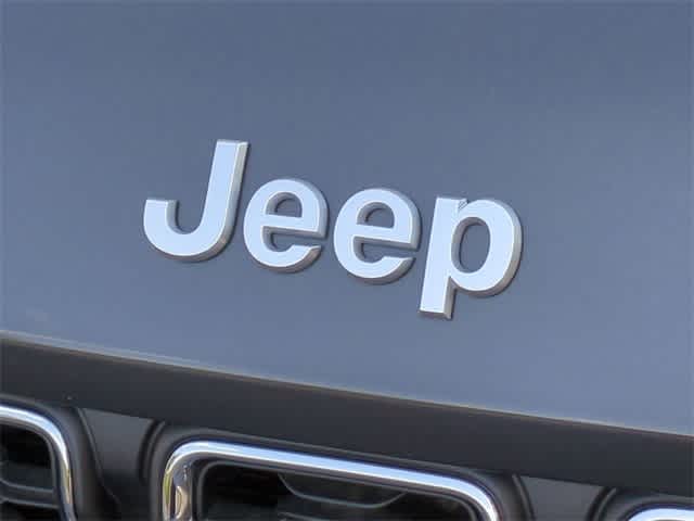 Thumbnail: 2025 Jeep Grand Cherokee - 12