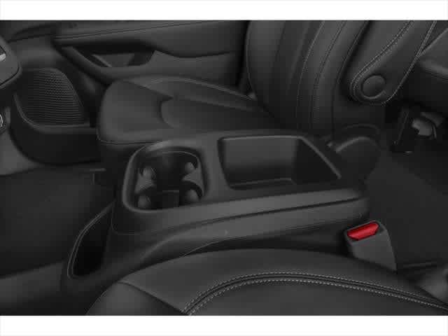 Thumbnail: 2026 Chrysler Pacifica - 10