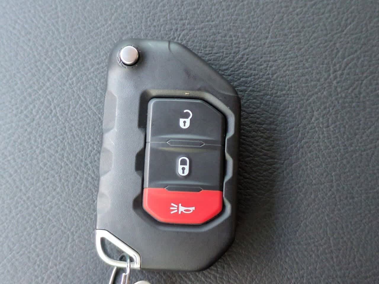 Thumbnail: 2025 Jeep Wrangler - 36