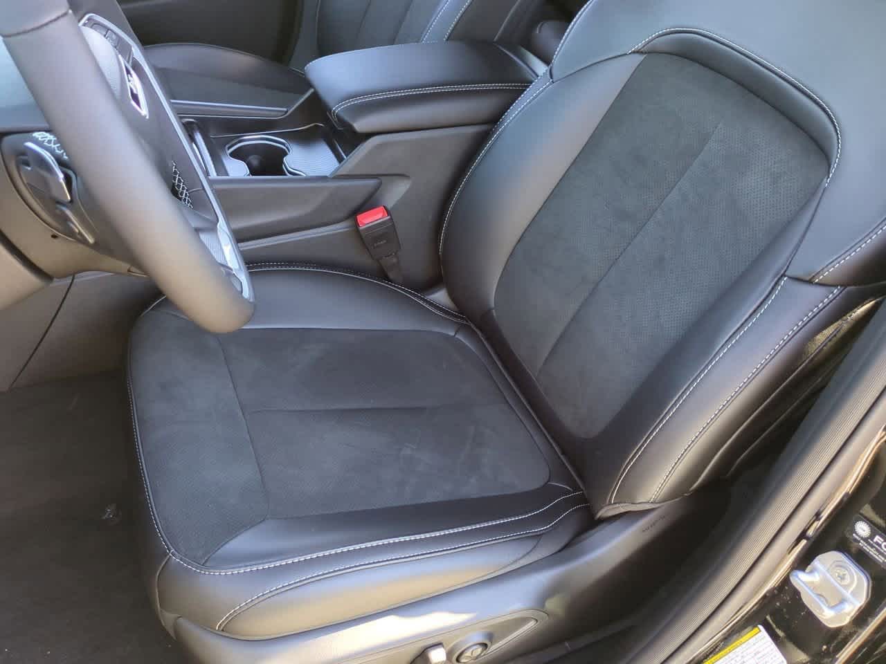 Thumbnail: 2025 Jeep Grand Cherokee - 17