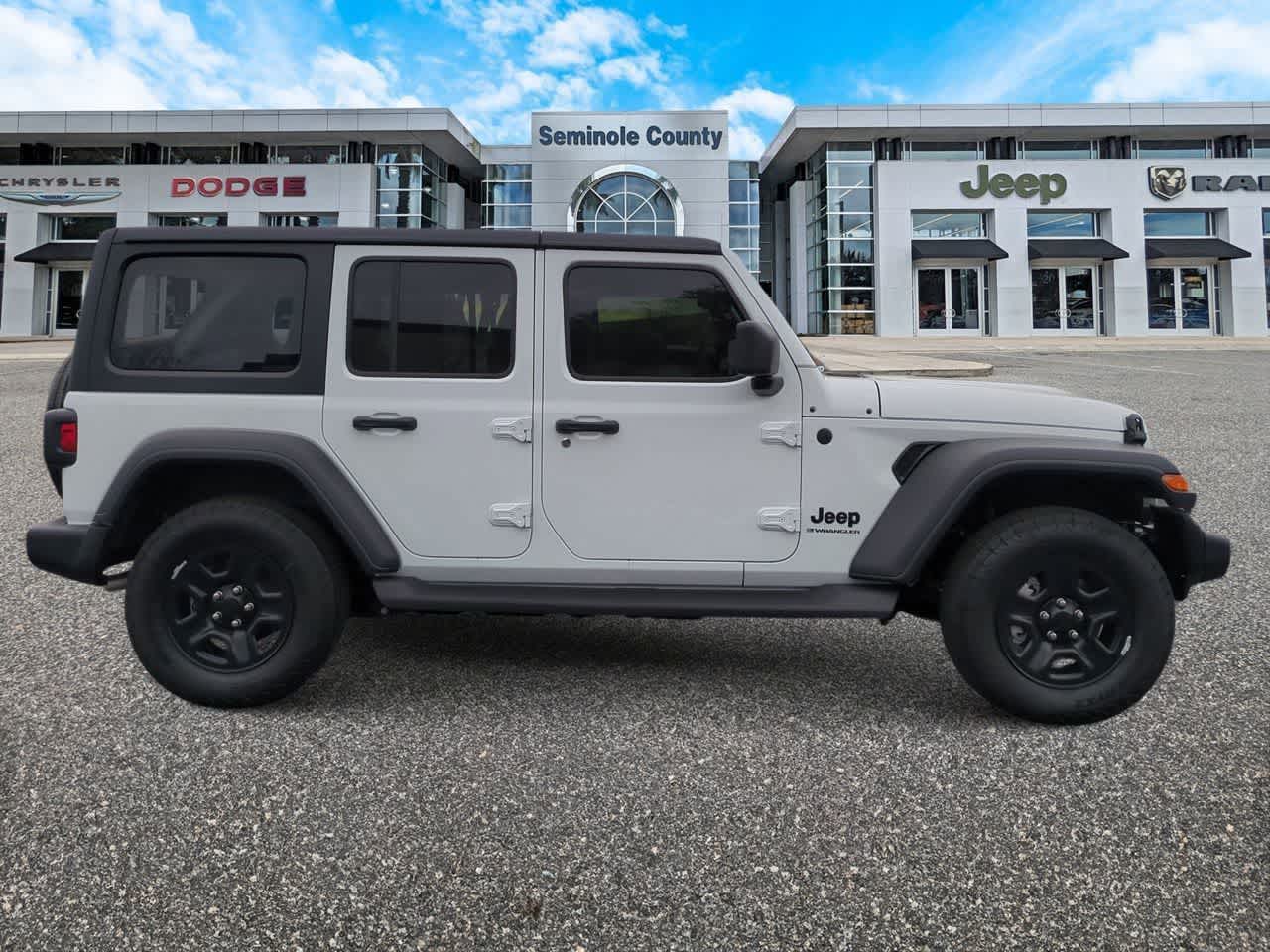 Thumbnail: 2026 Jeep Wrangler - 9