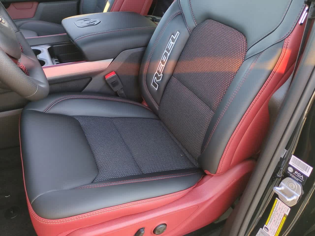 Thumbnail: 2026 RAM 1500 - 17