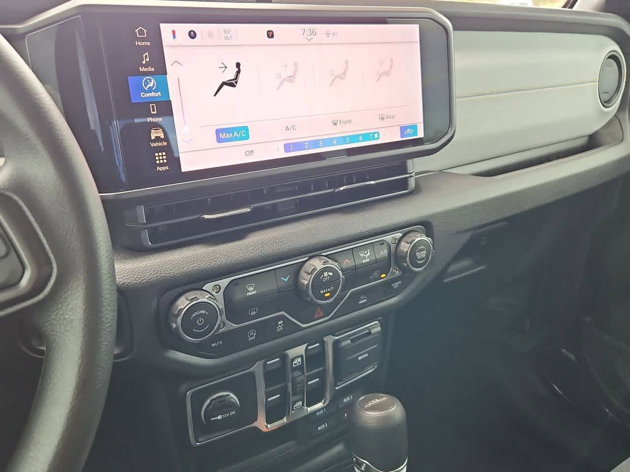 Thumbnail: 2025 Jeep Gladiator - 28