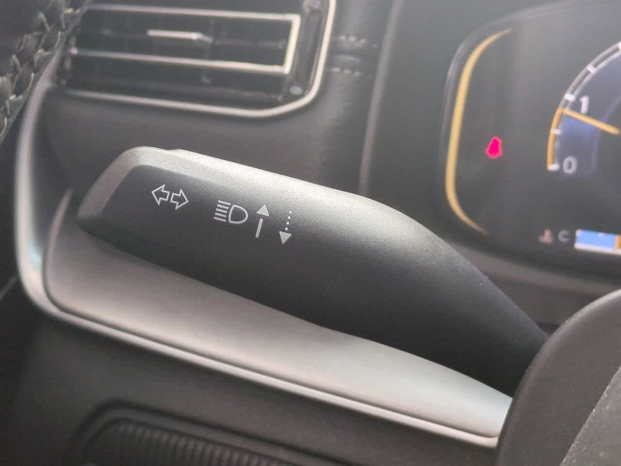 Thumbnail: 2025 Jeep Wagoneer - 27