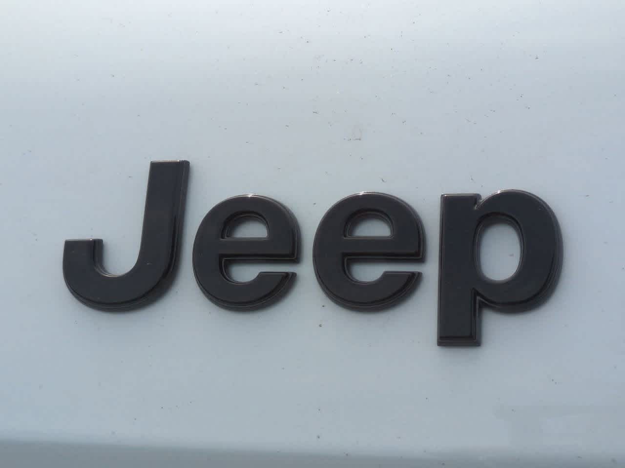 Thumbnail: 2025 Jeep Grand Cherokee L - 12