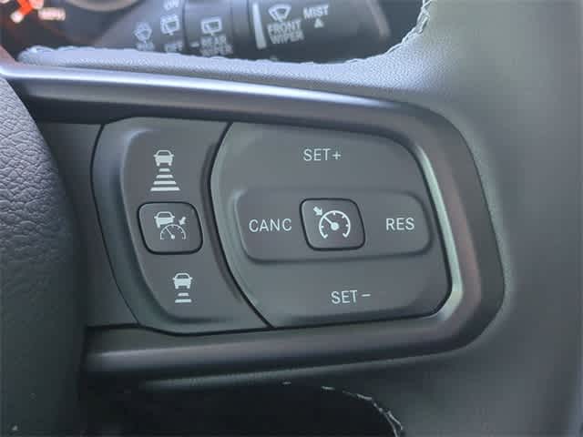 Thumbnail: 2025 Jeep Wrangler - 22