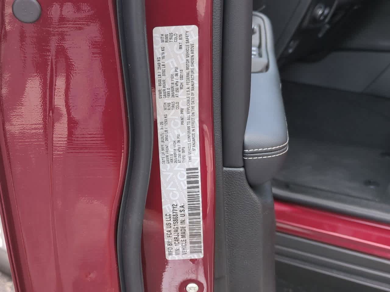 Thumbnail: 2025 Jeep Grand Cherokee L - 36