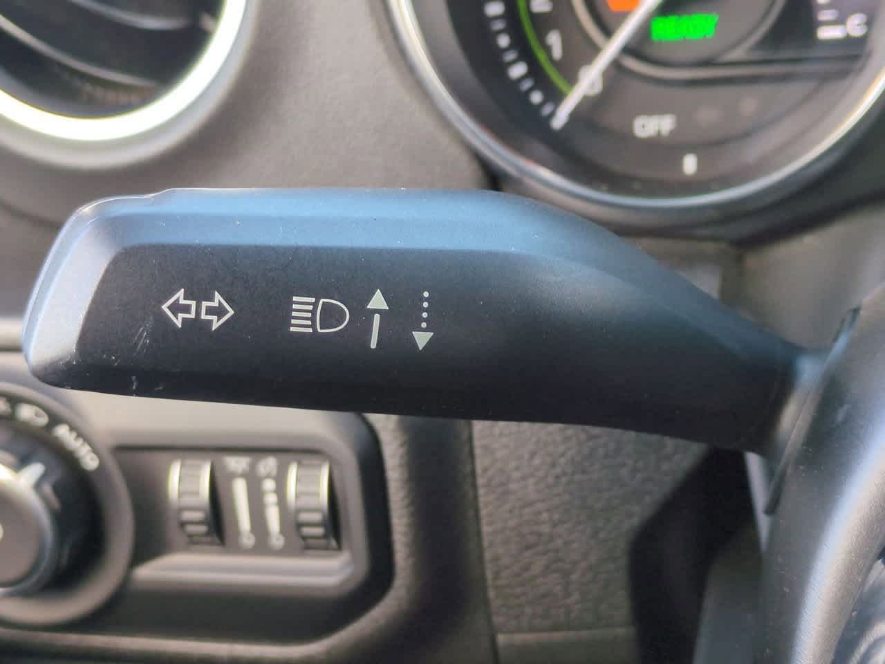 Thumbnail: 2022 Jeep Wrangler - 27