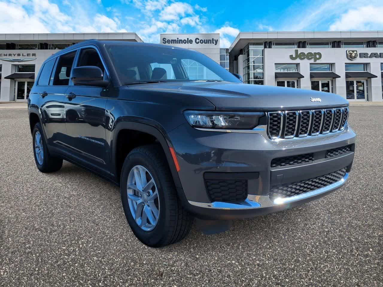Thumbnail: 2025 Jeep Grand Cherokee L - 2