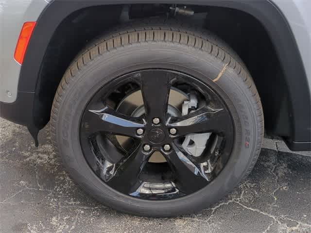 Thumbnail: 2025 Jeep Grand Cherokee - 14