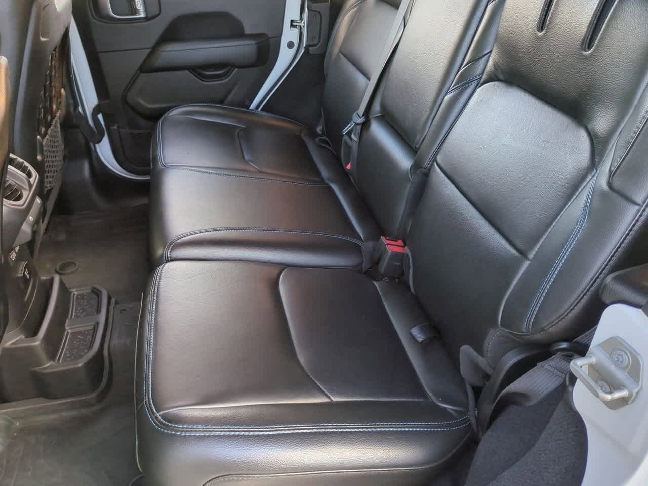 Thumbnail: 2022 Jeep Wrangler - 20