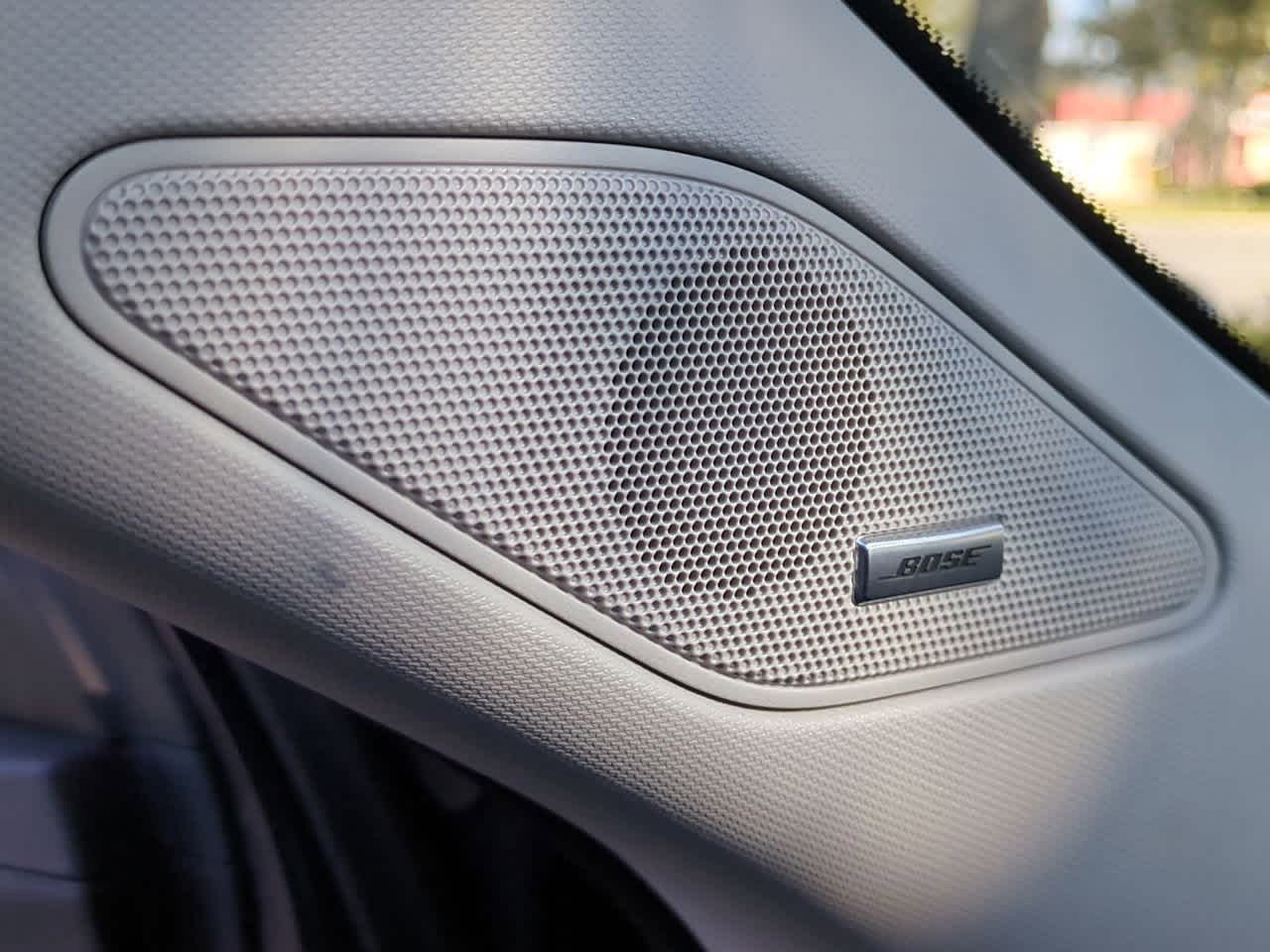 Thumbnail: 2024 Mitsubishi Outlander - 32