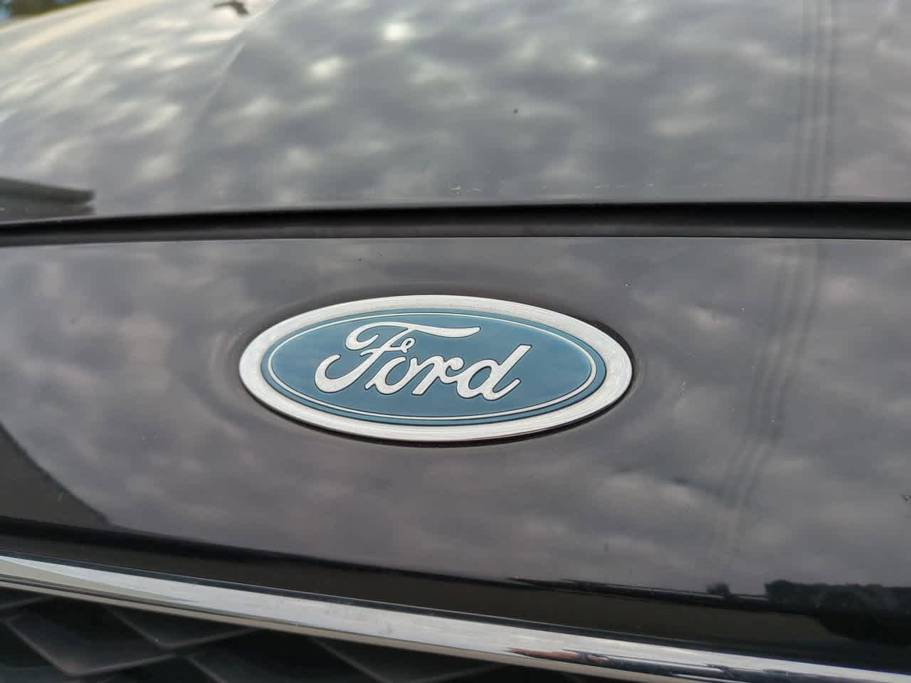 Thumbnail: 2015 Ford Focus - 12