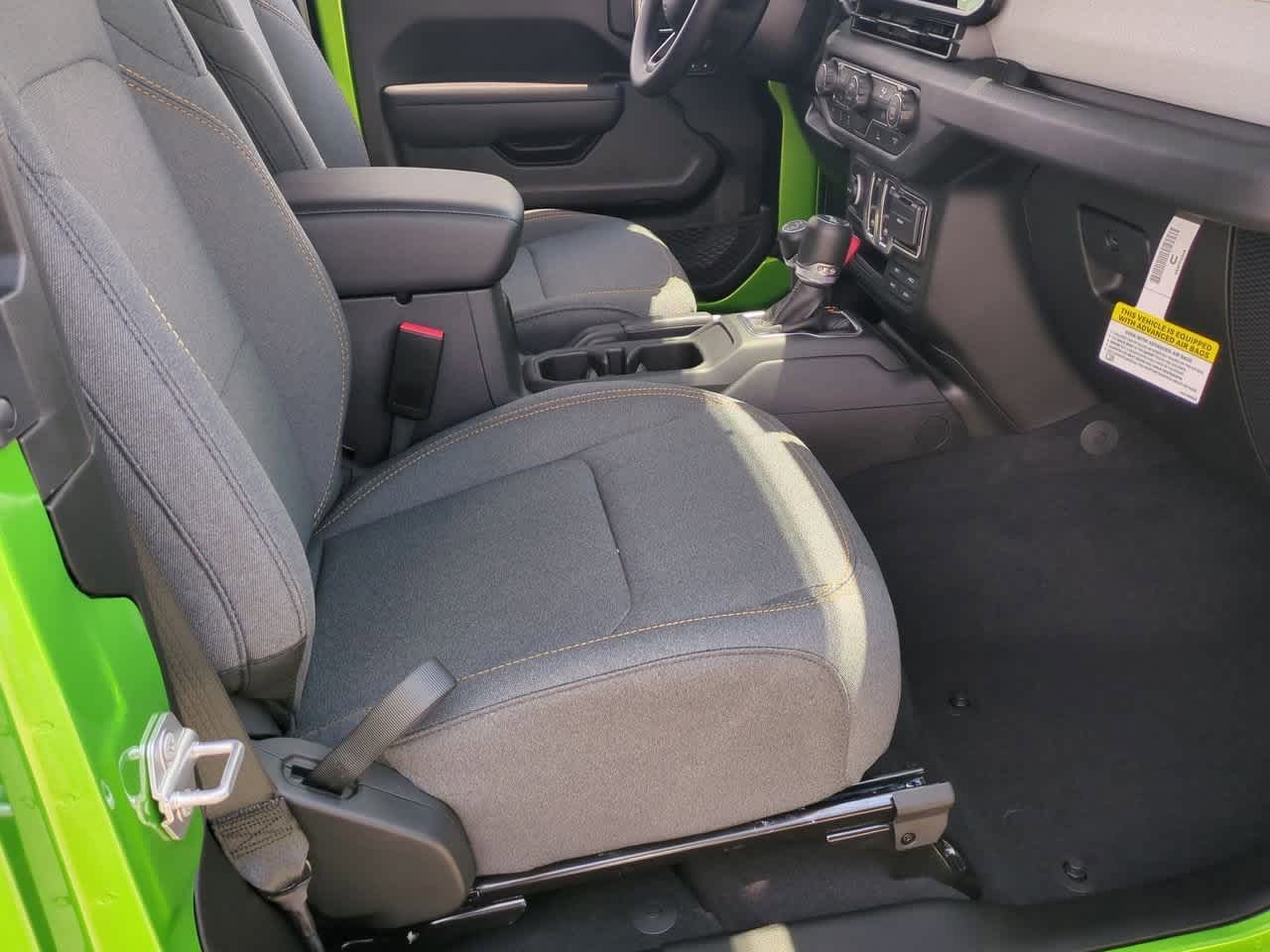 Thumbnail: 2025 Jeep Wrangler - 21