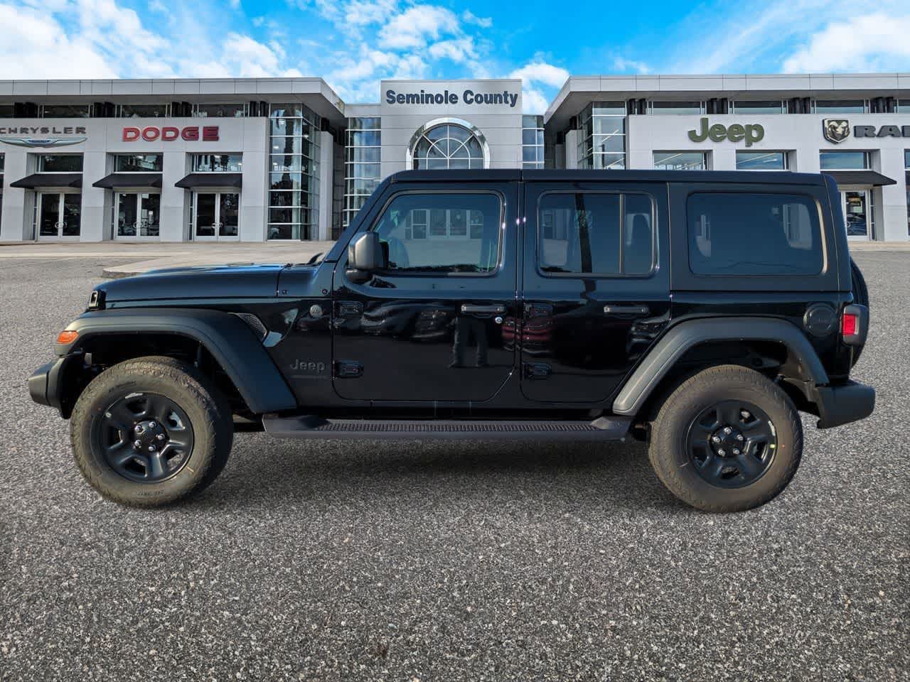 Thumbnail: 2026 Jeep Wrangler - 5