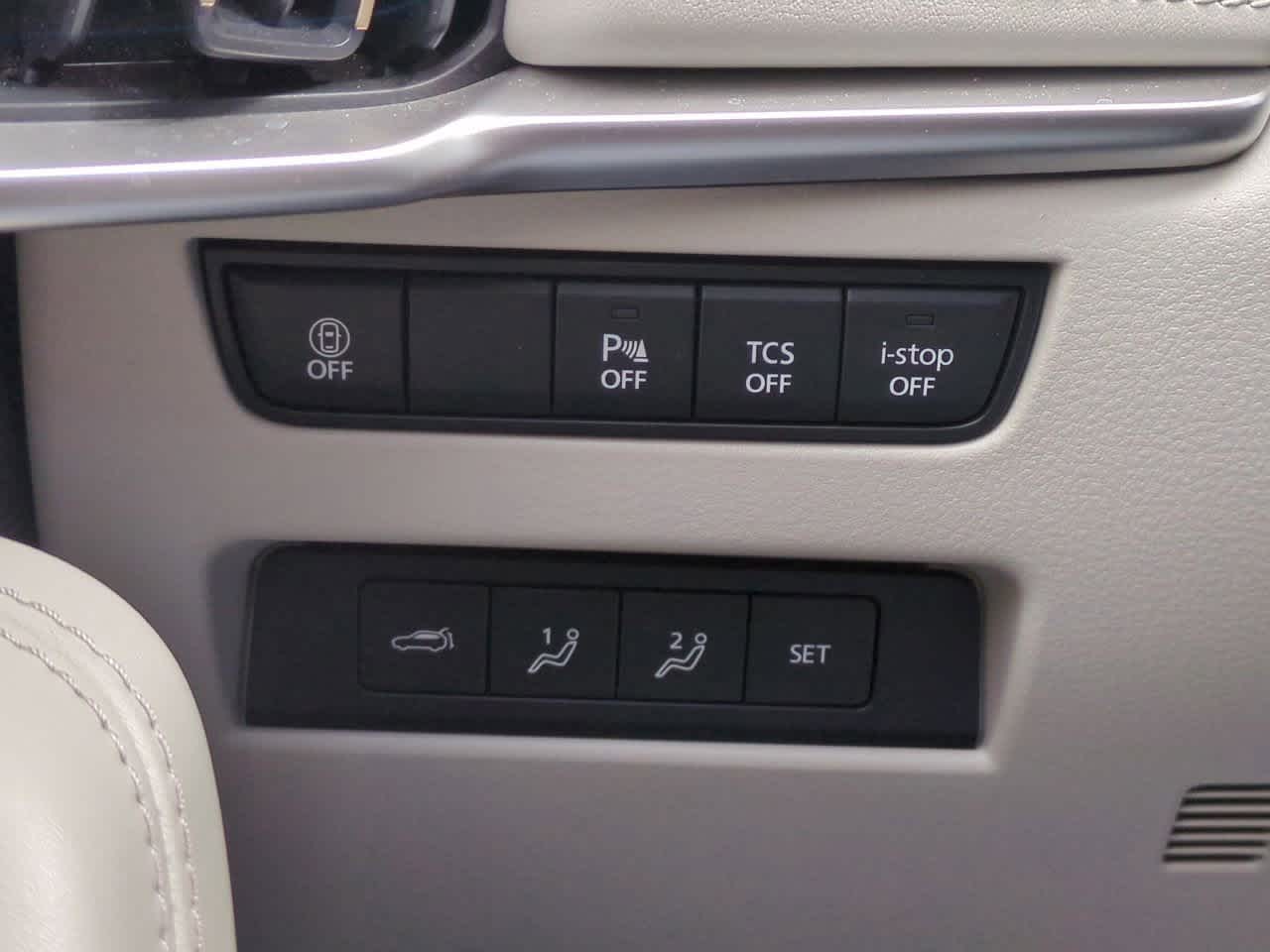 Thumbnail: 2024 Mazda CX-90 - 18