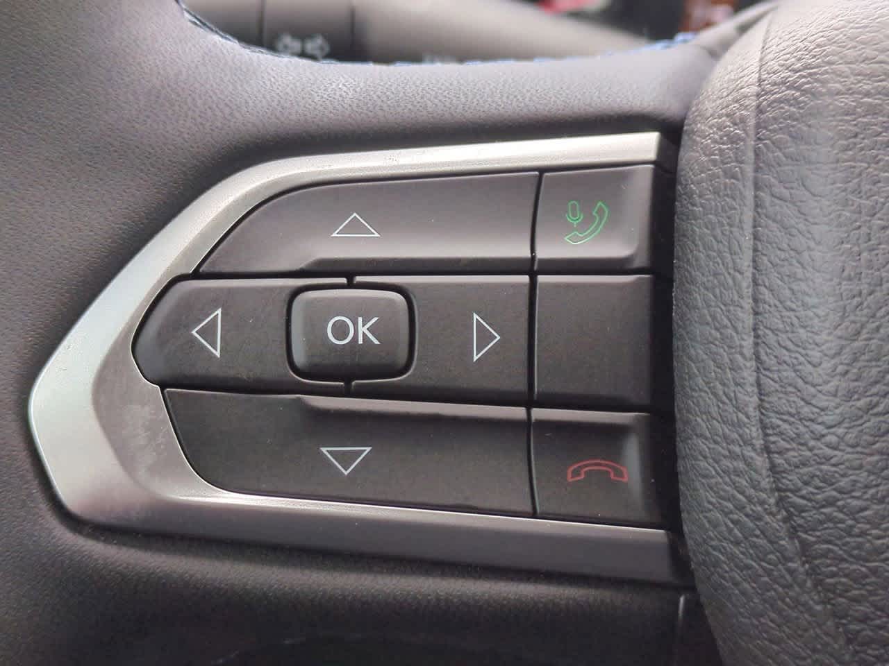 Thumbnail: 2022 Jeep Compass - 24