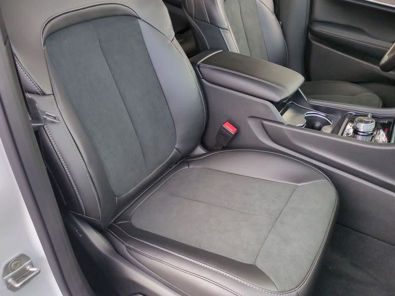 Thumbnail: 2026 Jeep Grand Cherokee - 23