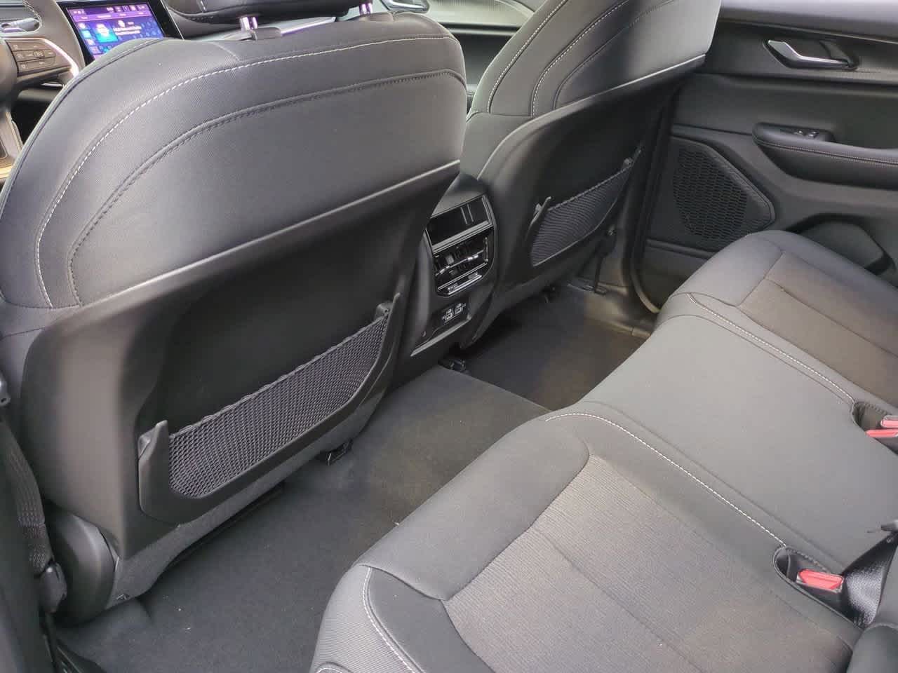 Thumbnail: 2025 Jeep Grand Cherokee - 19